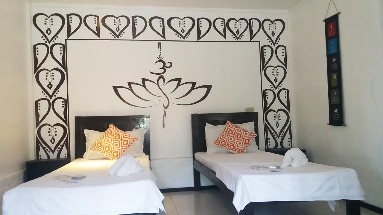 Peace & Love Beach Club Roxas  Extérieur photo