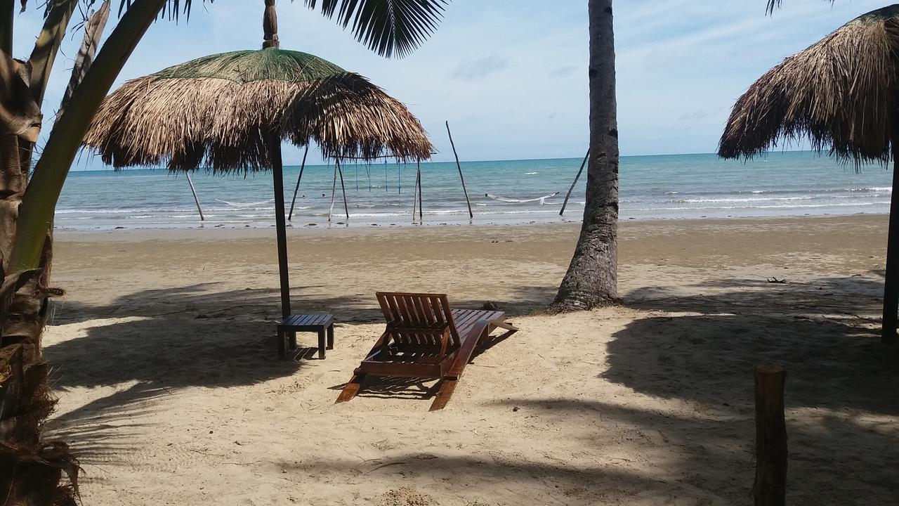 Peace & Love Beach Club Roxas  Extérieur photo